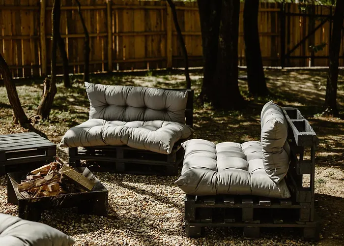 Zbun - Kuca Na Avali Ripanj